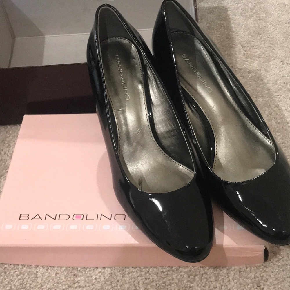 Bandolino Black Patent Heels Size 7 1/2